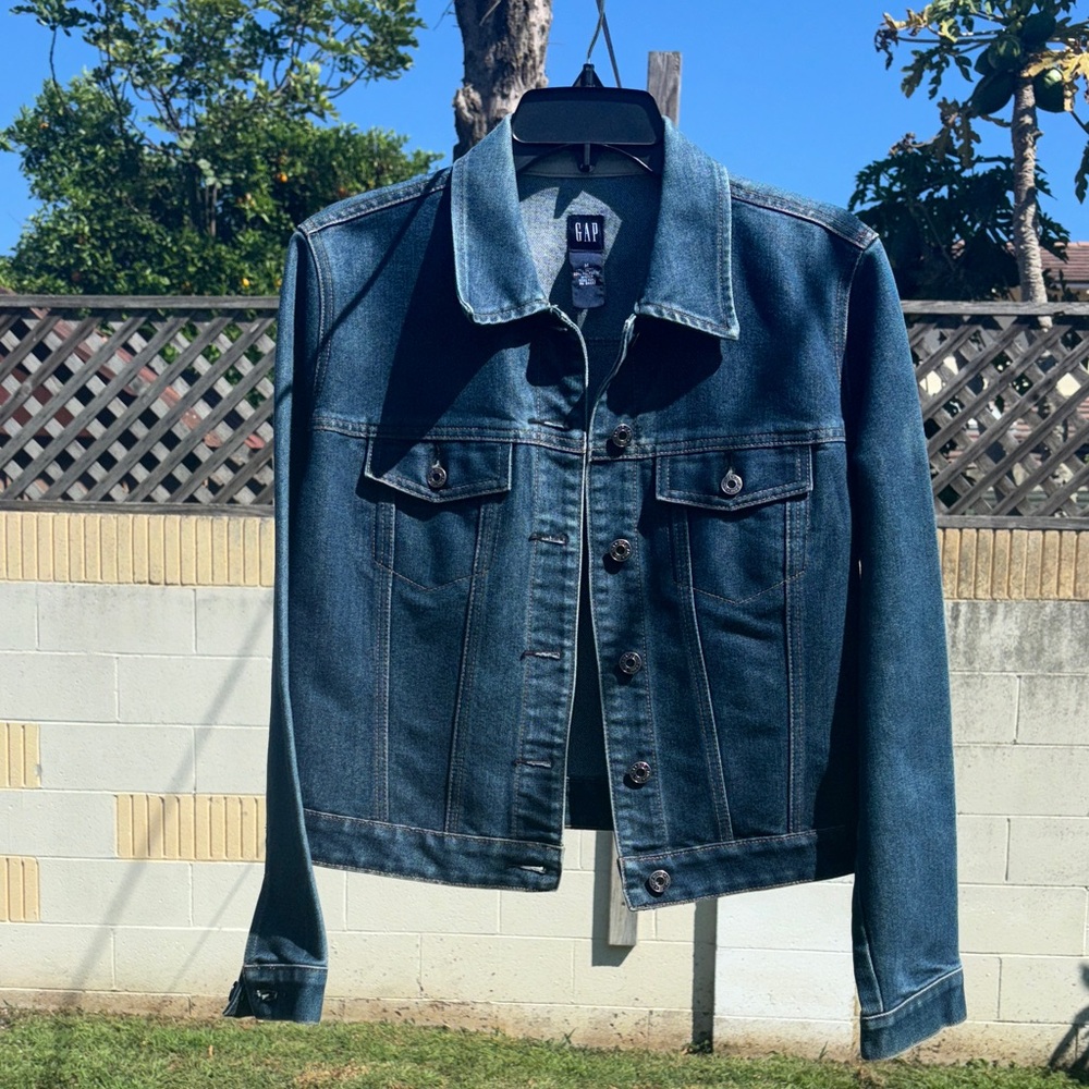 GUC Women’s Vintage Gap Denim Jean Jacket S